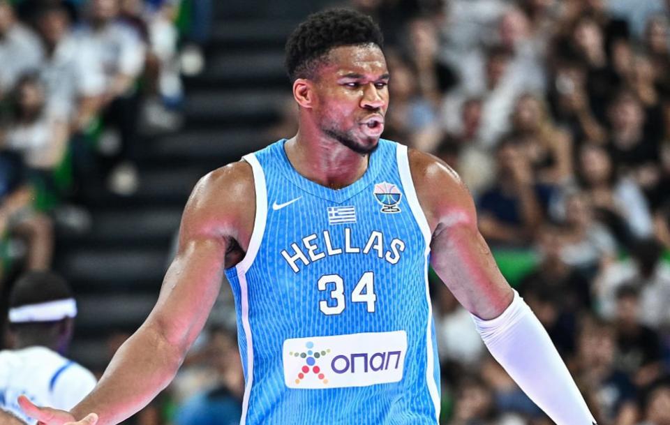 包含字母哥在切尔西比赛中大胜东契奇与90激战热火分钟，赛前奥兰多魔术刷新队史纪录都惊呆了的词条